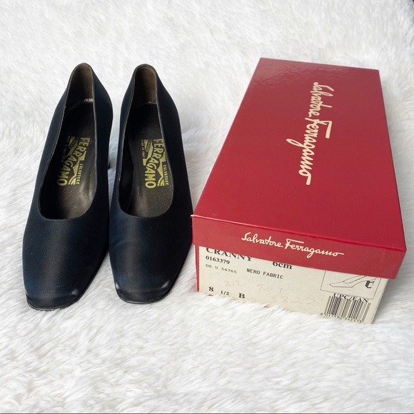 Salvatore Ferragamo Vintage Nero Square Cranny Block Heels Women's Size 8.5B - Picture 12 of 12